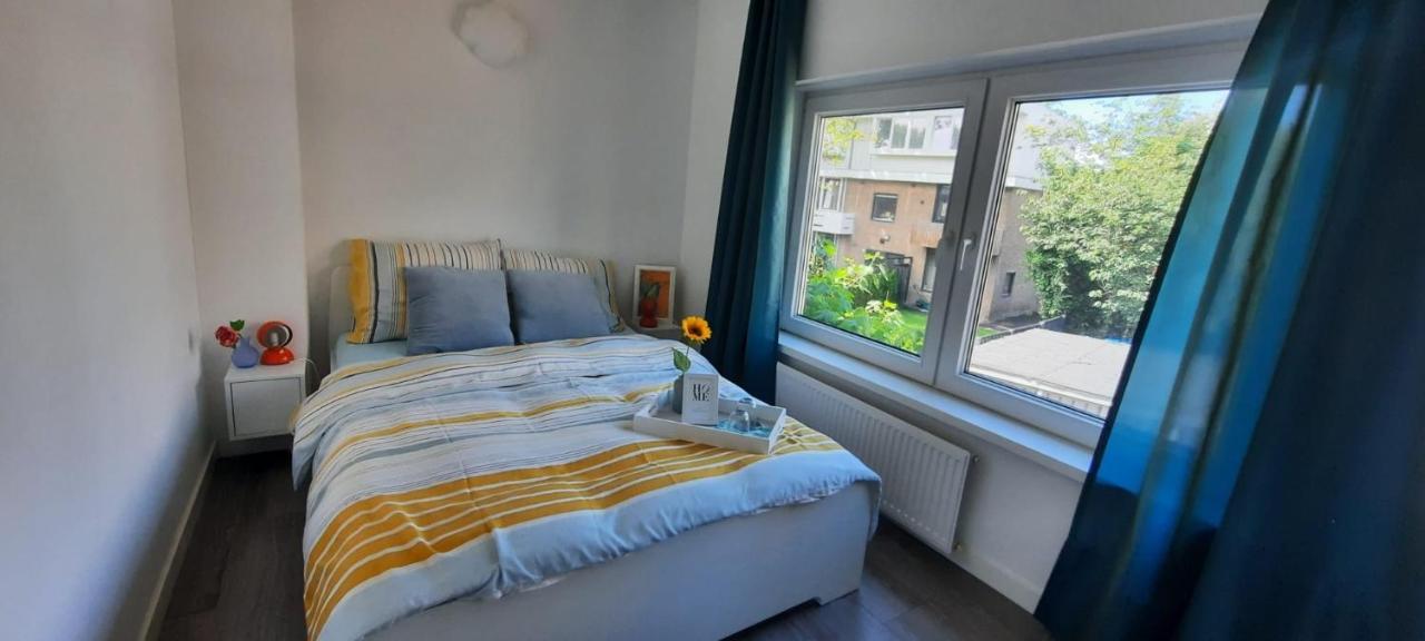 Sunny Guesthouse Амстердам Екстериор снимка